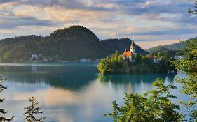 Lake View House Sovica